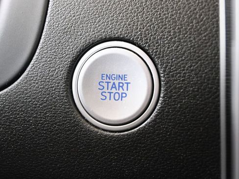 Certified 2023 Hyundai Santa Cruz Limited image 32