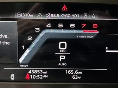 Used 2022 Audi Q5 2.0T Premium Plus AWD/4WD image 24