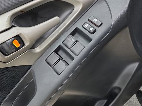 Used 2009 Toyota Matrix w/ PWR Pkg image 23