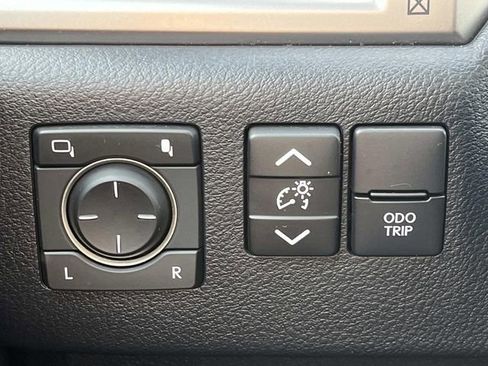 Used 2023 Lexus GX 460 Premium w/ Premium Package AWD/4WD image 37