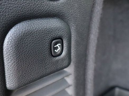 Used 2020 Dodge Durango R/T w/ Technology Group image 39