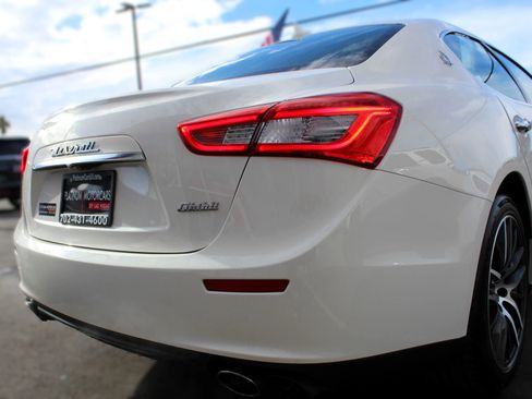 Used 2017 Maserati Ghibli image 6