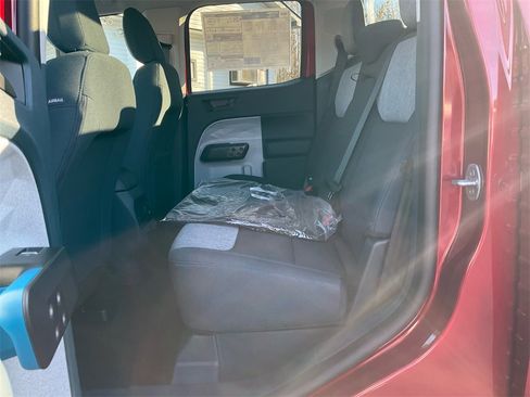 New 2025 Ford Maverick XLT w/ XLT Luxury Package image 7