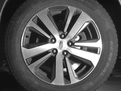 Used 2018 Subaru Outback 3.6R Limited image 10