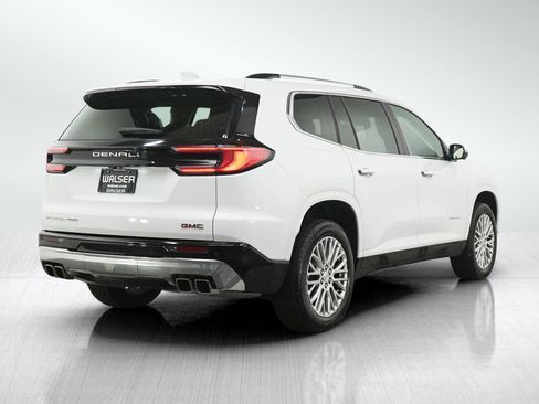 Used 2025 GMC Acadia Denali AWD/4WD image 5