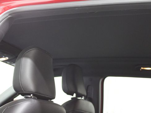 Used 2022 Jeep Compass Limited w/ (RED) Package image 28