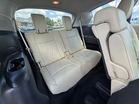Used 2015 INFINITI QX60 AWD w/ Premium Plus Package image 14