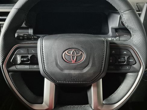 New 2026 Toyota Tacoma SR5 AWD/4WD image 17