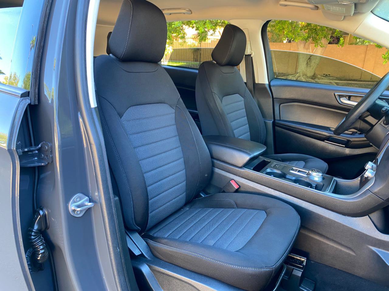 Used 2021 Ford Edge SE FWD image 48