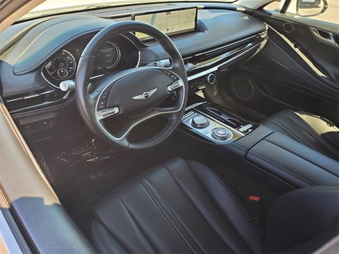 Used 2023 Genesis G80 2.5T image 3