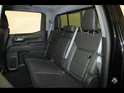 Used 2023 GMC Sierra 1500 SLT w/ SLT Convenience Package image 34