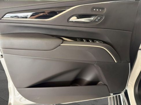 Used 2024 Cadillac Escalade Sport w/ LPO, ONYX Package AWD/4WD image 8