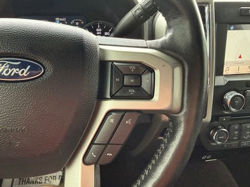 Used 2018 Ford F250 Lariat w/ Lariat Ultimate Package AWD/4WD image 15