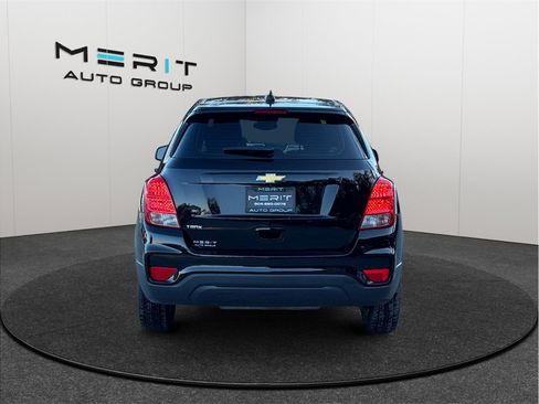 Used 2019 Chevrolet Trax LS image 8