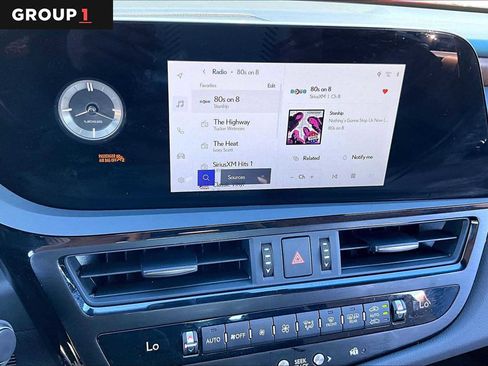 Certified 2025 Lexus ES 350 w/ Premium Package image 31