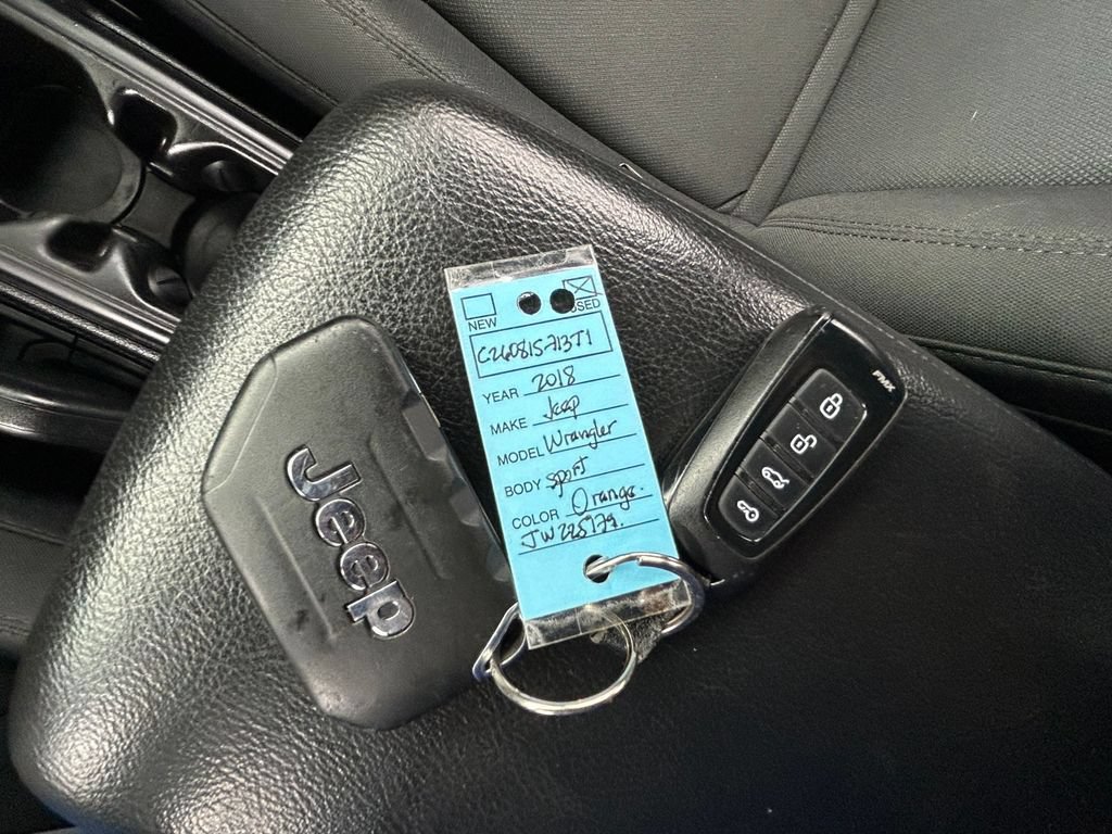 Used 2018 Jeep Wrangler Unlimited Sport AWD/4WD image 32