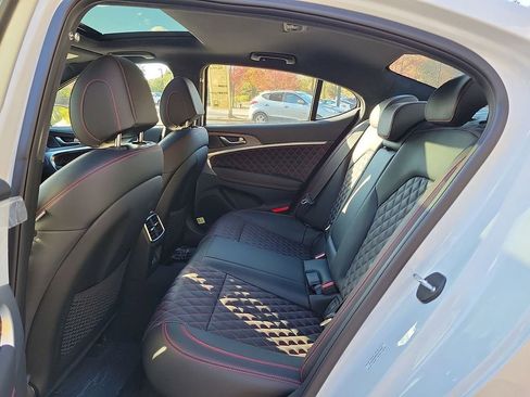 Used 2025 Genesis G70 3.3T Advanced w/ Sport Prestige Package image 13