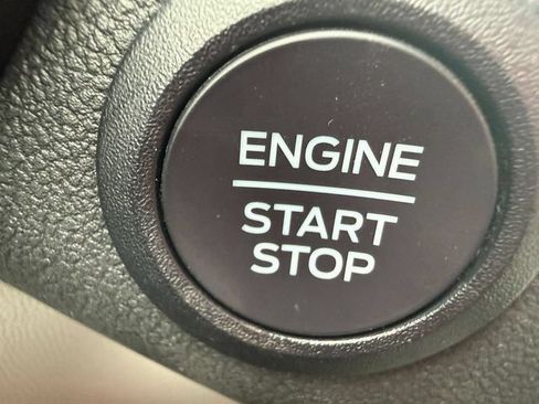 Used 2024 Ford Escape Active AWD/4WD image 15