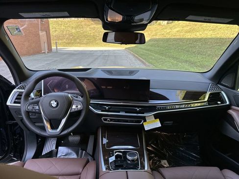 New 2026 BMW X5 xDrive40i w/ Climate Comfort Package image 20