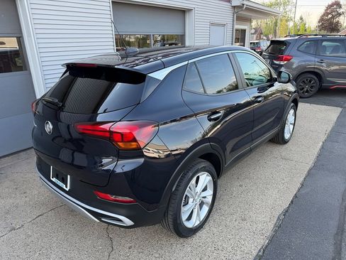 Used 2021 Buick Encore GX Preferred w/ Cold Weather Comfort Package FWD image 3