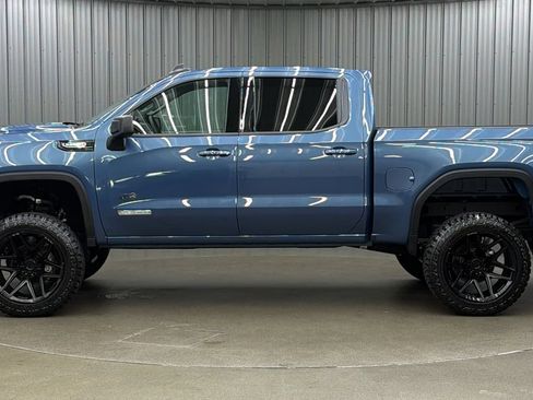 Used 2026 GMC Sierra 1500 Elevation AWD/4WD image 2