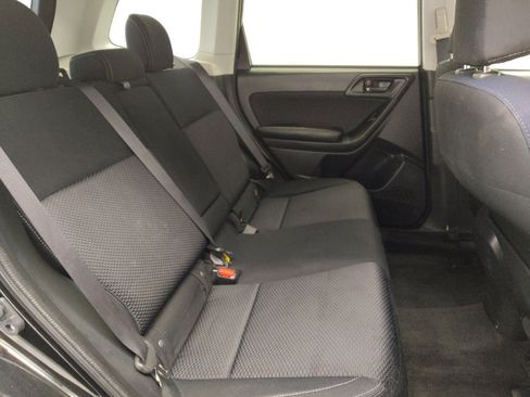 Used 2017 Subaru Forester 2.5i Premium w/ All-Weather Package image 19