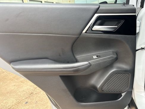 Used 2022 Mitsubishi Outlander SE FWD image 23