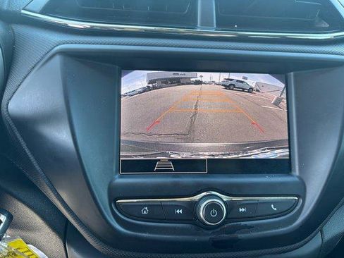 Used 2023 Chevrolet TrailBlazer LS image 22