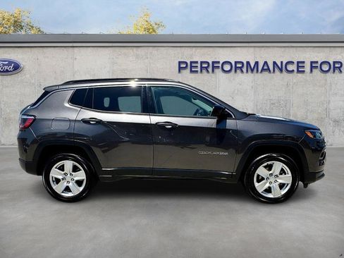 Used 2022 Jeep Compass Latitude w/ Convenience Group image 5