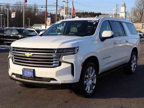 Used 2021 Chevrolet Suburban High Country image 15