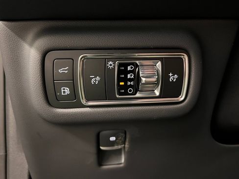 New 2026 Lincoln Nautilus Premier image 25