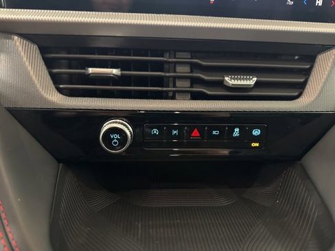 New 2026 Ford Explorer ST-Line w/ ST-Line Street Pack image 37