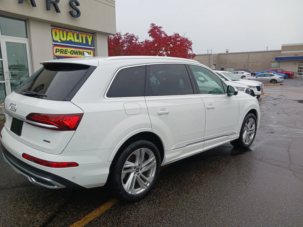 Used 2022 Audi Q7 3.0T Premium Plus AWD/4WD image 3