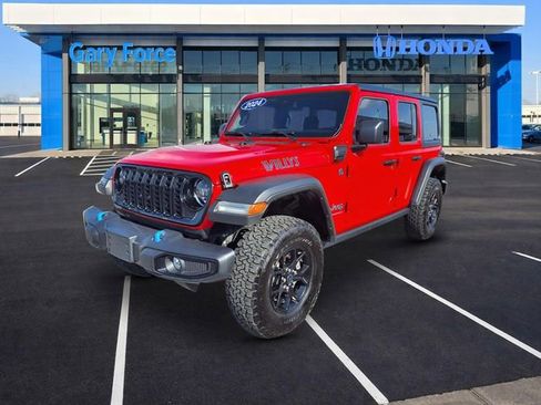 Used 2024 Jeep Wrangler Unlimited image 4