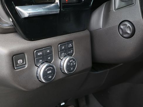 Used 2024 GMC Sierra 1500 SLT w/ SLT Premium Plus Package AWD/4WD image 13
