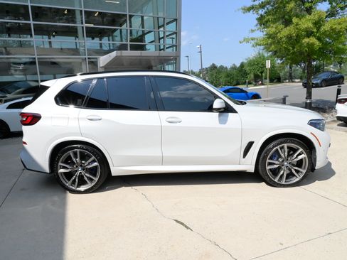 Used 2022 BMW X5 M50i w/ Executive Package AWD/4WD image 4
