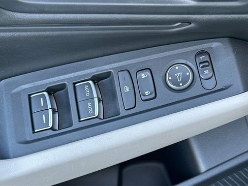 New 2025 Honda Accord EX-L image 11