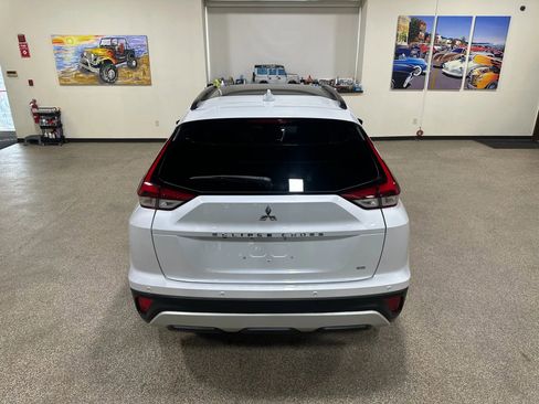 Used 2022 Mitsubishi Eclipse Cross SE image 11