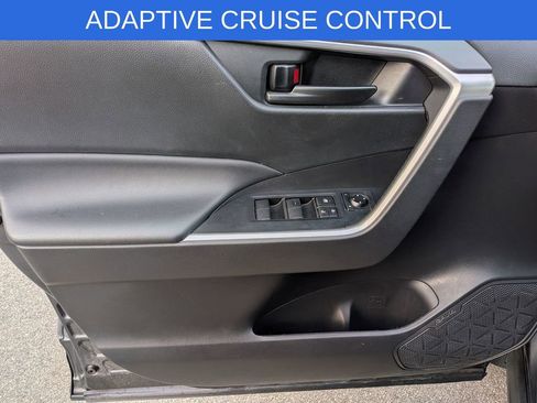 Used 2023 Toyota RAV4 LE image 13