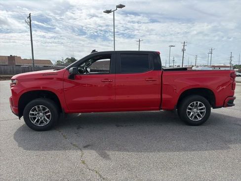 Used 2021 Chevrolet Silverado 1500 RST w/ Convenience Package II AWD/4WD image 6