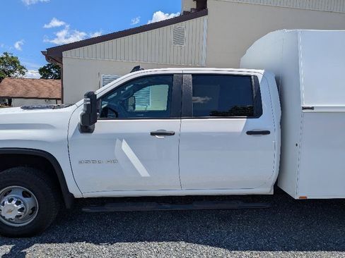 Used 2024 Chevrolet Silverado 3500 W/T w/ WT Convenience Package AWD/4WD image 3