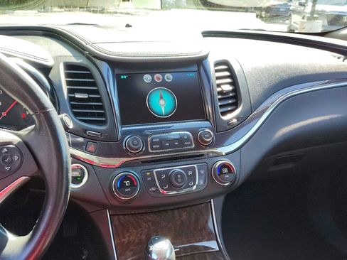 Used 2015 Chevrolet Impala LTZ image 18