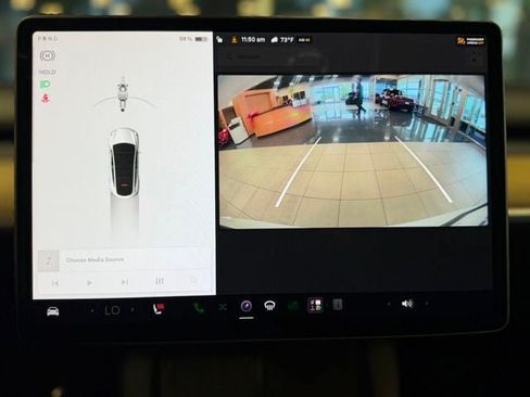 Used 2022 Tesla Model Y Performance AWD/4WD image 35