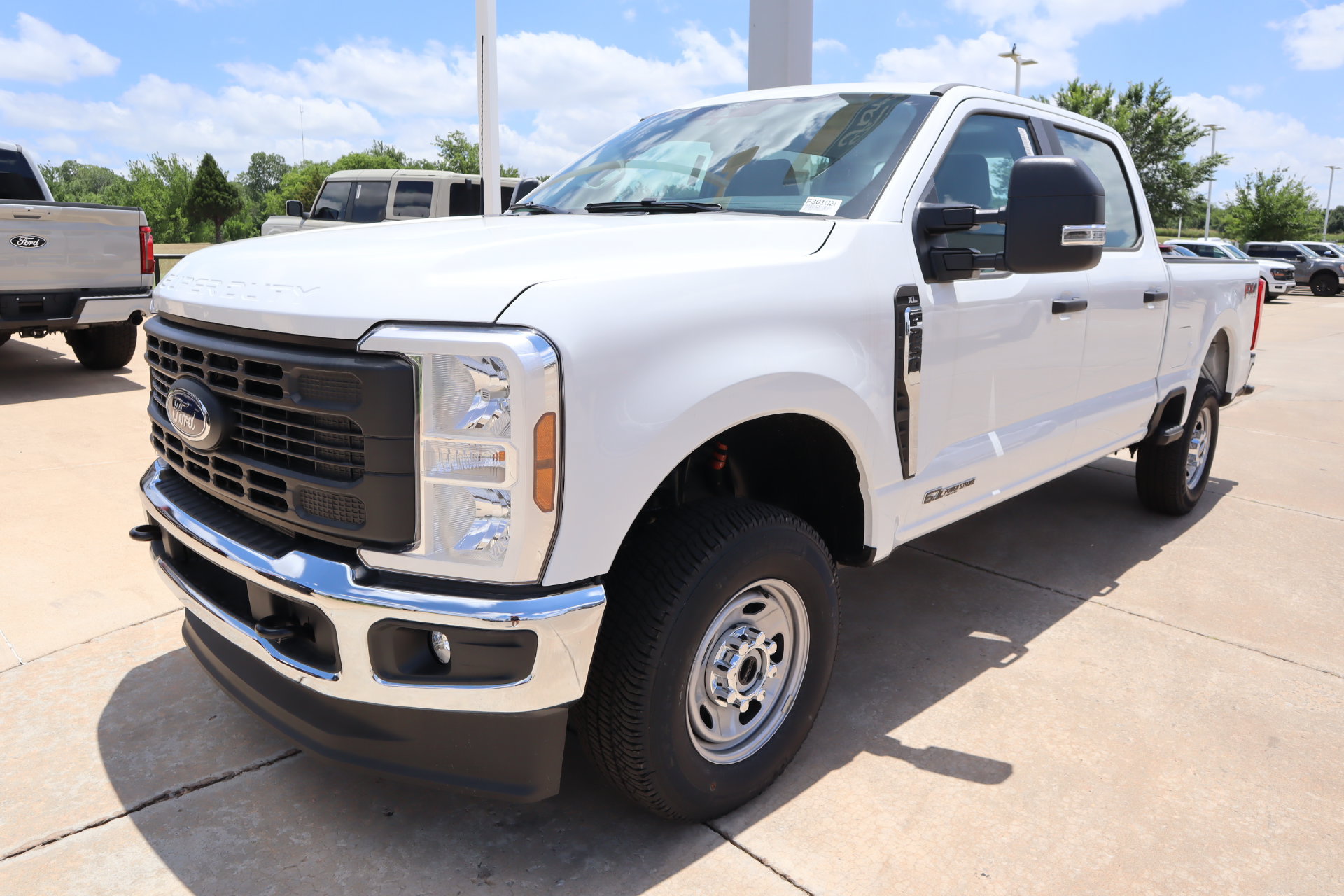 New 2026 Ford F250 XL w/ FX4 Off-Road Package AWD/4WD image 9