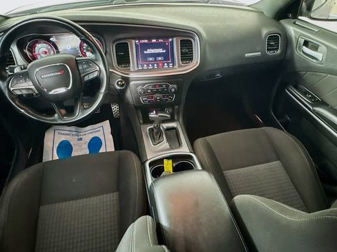 Used 2019 Dodge Charger Scat Pack w/ Dynamics Package RWD image 23