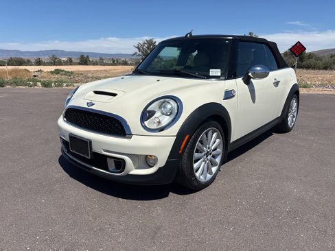 Used 2012 MINI Cooper S FWD image 1