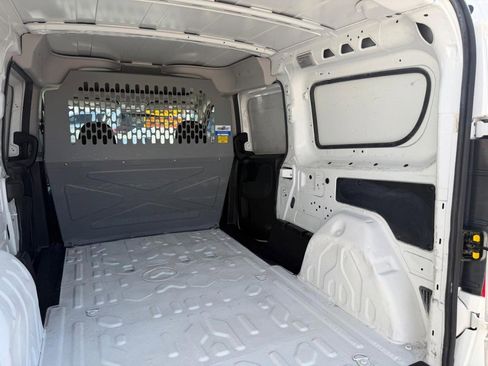 Used 2022 RAM ProMaster City Tradesman FWD image 17