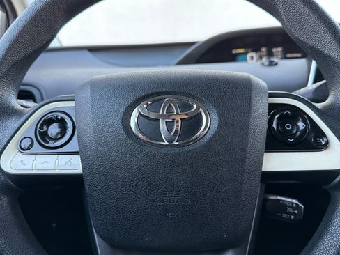 Certified 2016 Toyota Prius Two image 22