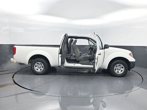 Used 2019 Nissan Frontier S RWD image 27