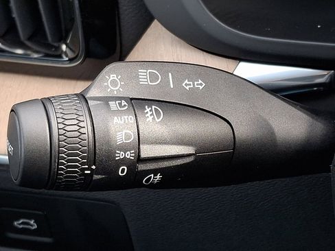 New 2026 Volvo XC60 B5 Ultra w/ Protection Package Premier image 17